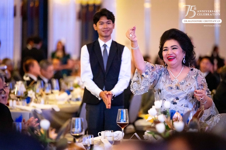 “ดร. มนูญศรี โชติเทวัญ ครบ 75 ปี” รับบทแม่ทัพหญิงคนใหม่ นำสหฟาร์มประกาศวิสัยทัศน์เชื่อมอุตสาหกรรมไก่ไทยสู่เวทีโลกอย่างยั่งยืน