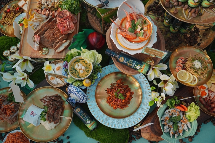 มูลนิธิชัยพัฒนา ร่วมกับ เดอะมอลล์ กรุ๊ป จัดงานแถลงข่าว  “เทศกาลน้ำมันเมล็ดคามีเลีย ภัทรพัฒน์ ทศวรรษแห่งคุณค่าจากน้ำมันเมล็ดคามีเลีย”