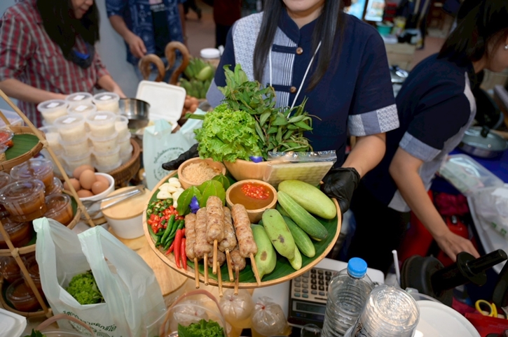 เริ่มแล้ว! เทศกาลอาหารภาคตะวันออก “Gourmet Foodie Fest 2025 : Eat East-สีสันสวรรค์นักกิน” รวม 25 ร้านเด็ด เปิดประสบการณ์รสชาติใจกลางกรุงเทพฯ