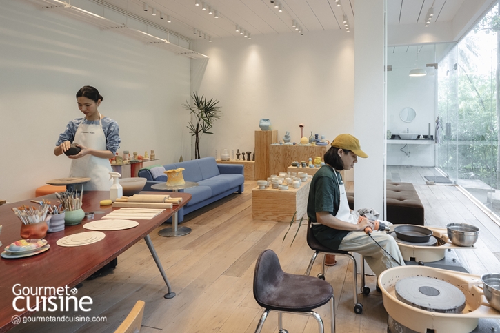 Clayceracera Studio สตูดิโอเซรามิกที่ให้เราใช้เวลาอยู่กับดิน