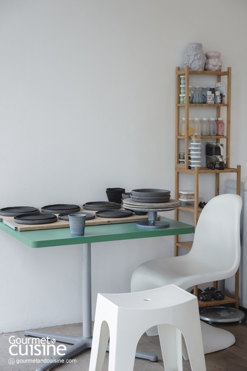 Clayceracera Studio สตูดิโอเซรามิกที่ให้เราใช้เวลาอยู่กับดิน