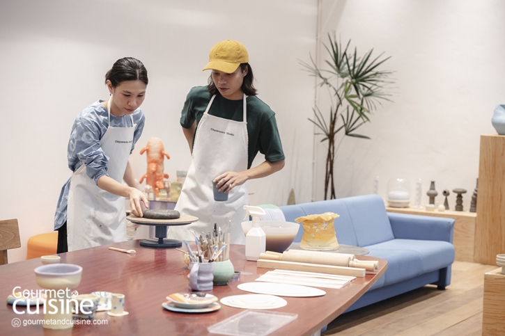 Clayceracera Studio สตูดิโอเซรามิกที่ให้เราใช้เวลาอยู่กับดิน