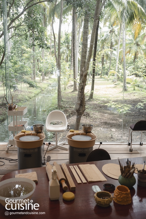 Clayceracera Studio สตูดิโอเซรามิกที่ให้เราใช้เวลาอยู่กับดิน