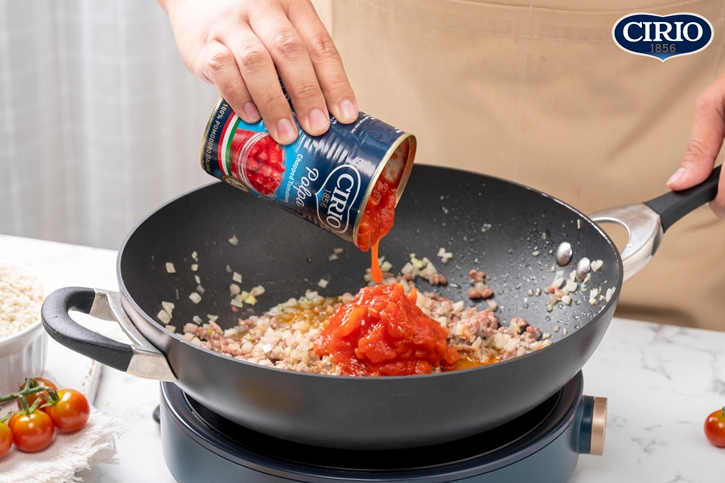 Arancini with Tomato Soup อารันชีนีกับซุปมะเขือเทศ