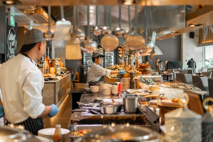 ให้ทุกวันอาทิตย์พิเศษกว่าที่เคย กับบุฟเฟ่ต์มื้อกลางวัน “Sunday Social” โฉมใหม่ ที่ ห้องอาหารวัน รัชดา โรงแรมอวานี รัชดา กรุงเทพฯ