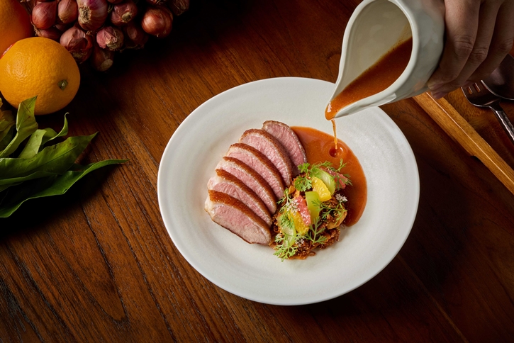 ‘หนึ่งกาล หนึ่งฤดู’ อาหารค่ำมื้อพิเศษ กับ เชฟต้น ธิติฏฐ์ ทัศนาขจร ในโอกาสครบรอบ 1 ปี ร้านอาหารฤดูกาล