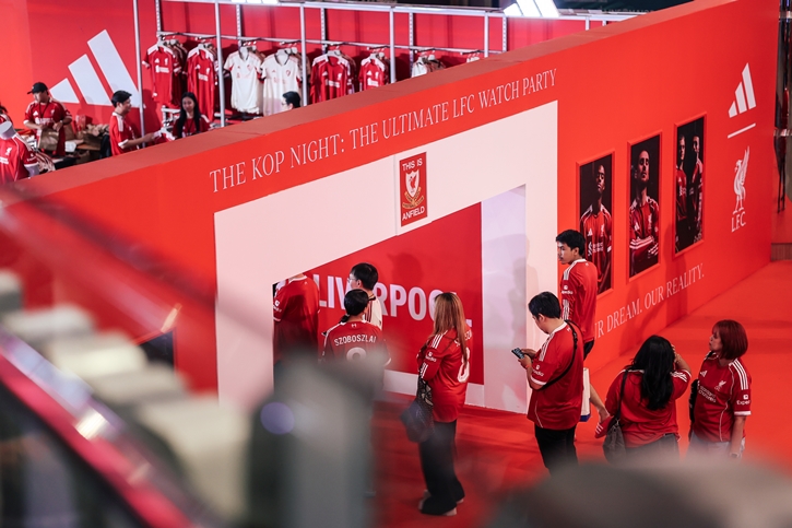 อาดิดาส รวมพลสาวกหงส์แดงร่วมเชียร์สด “ลิเวอร์พูล V อาร์เซนอล” ที่สยามภาวลัย ในงาน THE KOP NIGHT: THE ULTIMATE LFC WATCH PARTY