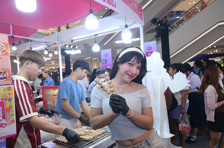 เริ่มแล้ว “เปรี้ยวปาก Festival 2025 เทศกาลร้านอร่อยมหาเฮง” “เต๋อ-จอย” ชวนชิมร้านเด็ด เสริมเฮง ครบจบในงานเดียว 11-14 ก.ย. นี้ ที่เดอะมอลล์ไลฟ์สโตร์ บางกะปิ
