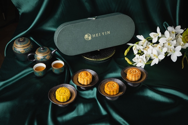 HEI YIN Mooncake
