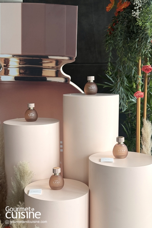 The St. Regis Bangkok รังสรรค์ชุดน้ำชายามบ่าย แรงบันดาลใจจากน้ำหอมกลิ่นใหม่ของ Victoria’s Secret