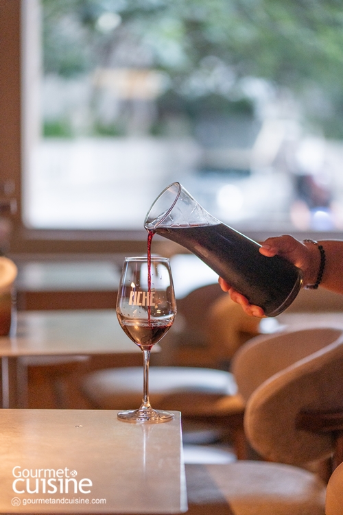 ไวน์บาร์สไตล์ใหม่ที่ PICHÉ เสิร์ฟ Wine On Tap เจ้าแรกในกรุงเทพฯ