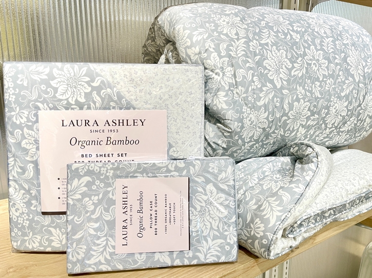 ลอร่า แอชลีย์ (Laura Ashley) เปิดตัวคอลเลกชันใหม่ “Timeless British Elegance : Vibrant Bloom Collection” พร้อมขยายช่องทางขายที่ สยามพารากอน และ ดิ เอ็มโพเรียม