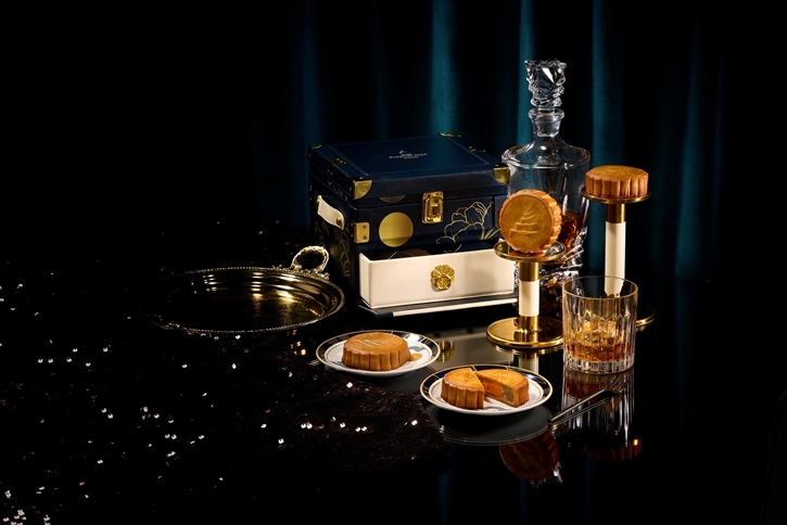 เดอะมอลล์ กรุ๊ป จัดงาน Gourmet Mooncake Festival 2025 พร้อมเสิร์ฟขนมไหว้พระจันทร์จาก Raffles, Lady M และ Imperial Patisserie