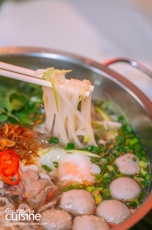 ชวนแวะ Song Viet at Song Wat ร้านสตรีทฟู้ดเวียดนามในย่านเก่ากรุงเทพ