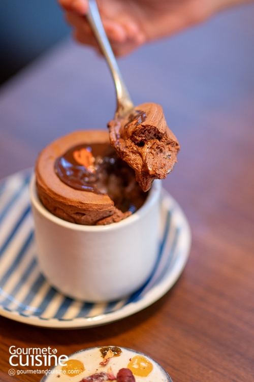 เปลี่ยนการกินอาหารเมดิเตอเรเนียนแบบจริงจังให้หรรษามากขึ้นเมื่อมา 'Sababa BKK' จุดเช็กอินน้องใหม่ย่านทองหล่อ ที่ต้อนรับเราด้วยความสนุกของหลากหลายเมนูเมดิเตอร์เรเนียน