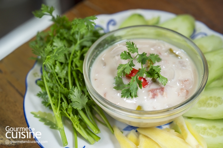 สวนทูนอิน สำรับไทยโบราณกลางป่าร่มรื่น