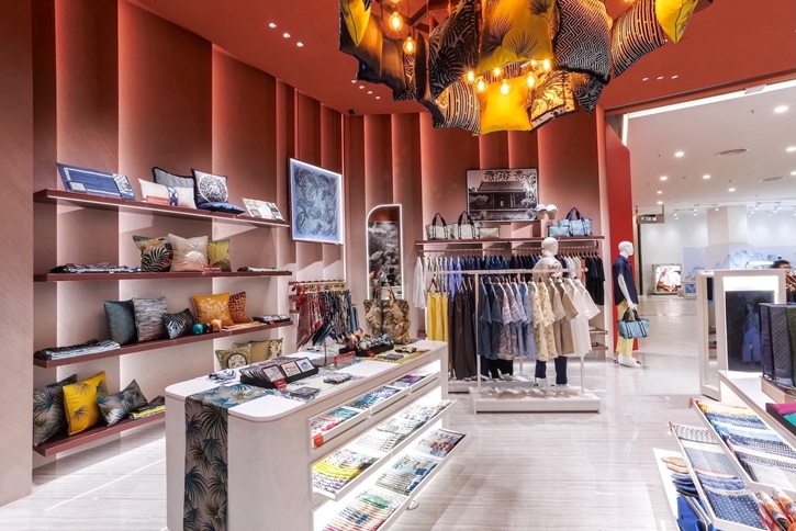 จิม ทอมป์สัน บุกแลนด์มาร์กดัง เผยโฉมสโตร์แห่งใหม่ ณ ดุสิต เซ็นทรัล พาร์ค  เปิดประสบการณ์ช้อปสุดไอคอนิกใจกลาง Super Core CBD ของกรุงเทพฯ 