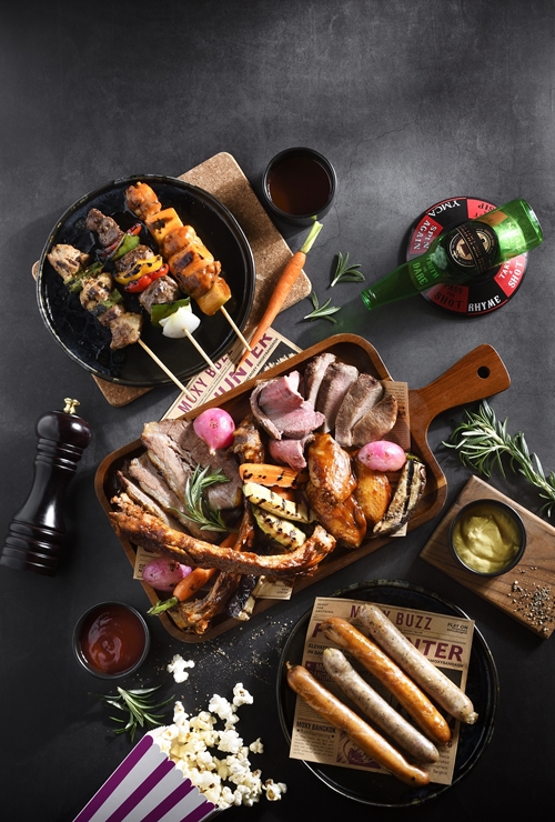 ม็อกซี่ แบงคอก ราชประสงค์ เติมสีสันเดือนกันยายนด้วยบรันช์จัดเต็ม บาร์บีคิวสุดชิค ตุ๊กตาหมี Bear Moxy กิจกรรมสัปดาห์เนโกรนีและแคมเปญ อร่อย บอนวอย