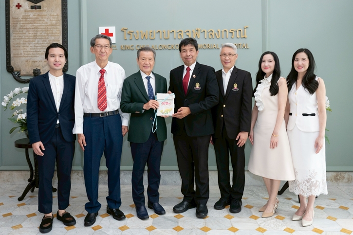 ก้าวสู่ปีที่ 45 “มีเดีย แอสโซซิเอตเต็ด” ร่วมกับกัลยาณมิตร มอบเงิน 1.02 ล้านบาท สมทบกองทุนค่ารักษาพระภิกษุ-สามเณร รพ.จุฬาฯ