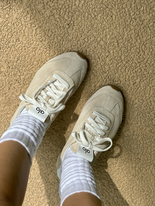 ALO เปิดตัว Sunset Sneaker คอลเลกชั่นรองเท้ารุ่นล่าสุด ภายใต้แนวคิด Studio to Street