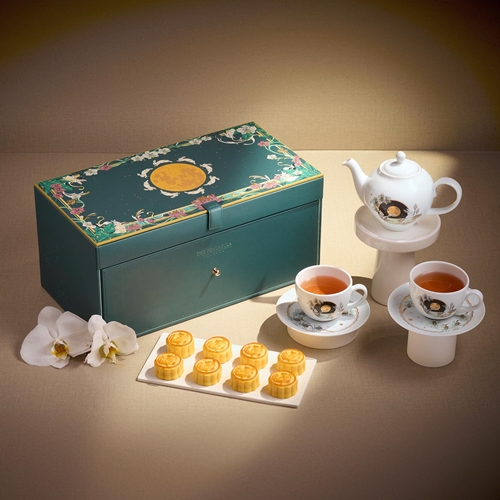 สัมผัสมนต์เสน่ห์แห่งเทศกาลไหว้พระจันทร์สุดพรีเมียมในงาน Mooncake Fest 2025 ที่ศูนย์การค้าเซ็นทรัลเวิลด์