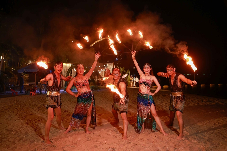 เซ็นทาราจัดงาน “Member Exclusive Trip: Lost World Beach Retreat” มอบประสบการณ์สุขสนุกหรรษาสำหรับครอบครัวสมาชิกเซ็นทาราเดอะวัน