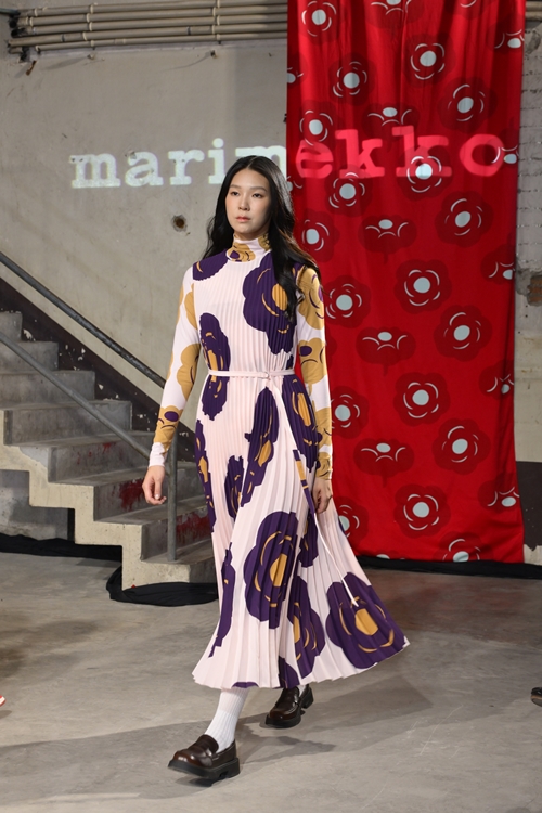 Marimekko ฉลองครบรอบ 10 ปีในประเทศไทย ผ่านรันเวย์คอลเลคชัน Fall/Winter 2025 ณ Bangkok Kunsthalle