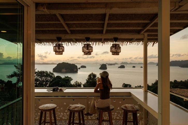 เซ็นทรัล กระบี่ เปิดตัว ‘Creative Billboard’ ครั้งแรก! สื่อสารผ่านแรงบันดาลใจจากธรรมชาติ สู่ศูนย์การค้าของชาวกระบี่