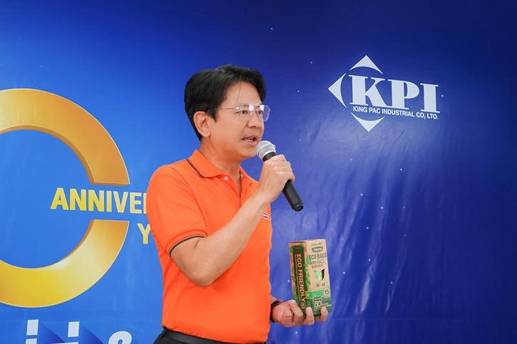 “คิงส์แพ็ค” ผู้ผลิตถุง “ฮีโร่” ฉลองก้าวเข้าสู่ปีที่ 50 จัดกิจกรรมประกวดวาดภาพ และคลิปสั้น ชู “พลาสติกคือฮีโร่” ชิงทุนการศึกษากว่า 300,000 บาท!