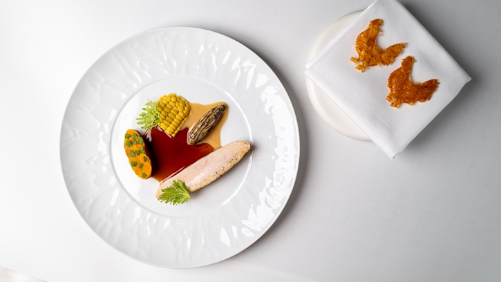 ห้องอาหารเอเลเมนท์ อินสไปร์ บาย เซล เบลอ ชวนสัมผัสเมนูใหม่กับ Autumn Guestronomic Dining Journey บทเพลงแห่งฤดูใบไม้ร่วงที่ถ่ายทอดผ่านจานอาหารอย่างวิจิตรบรรจง