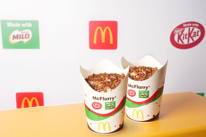 แมคโดนัลด์’ จับมือ ‘เนสท์เล่’ รวมพลังความอร่อยครั้งแรกของโลกกับ ‘แมคเฟลอร์รี - Made with คิทแคท & ไมโล’  ดับเบิลความอร่อย สุดเข้มข้น ที่ทุกคนต้องลอง