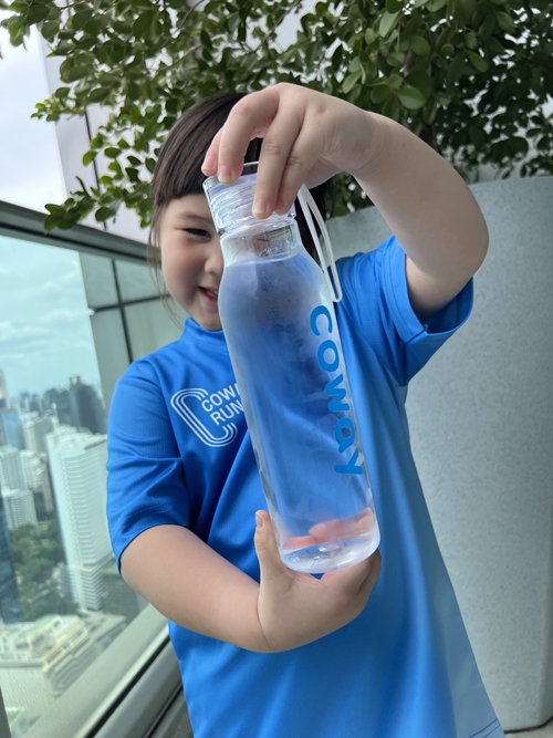 คู่แม่ลูกสายเฮลท์ตี้! แม่ชม-น้องเกล ปลุกพลังก่อนสตาร์ต  “COWAY RUN 2025” ย้ำน้ำดื่มสะอาดคือหัวใจสำคัญของนักวิ่ง