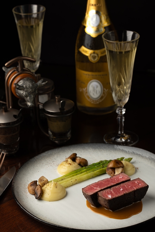 ค่ำคืนพิเศษกับ Louis Roederer บนชั้น 57 ของโรงแรมวอลดอร์ฟ แอสโทเรีย กรุงเทพ ดินเนอร์สุดเอ็กคลูซีฟท่ามกลางบรรยากาศสุดโรแมนติก ณ เดอะ แชมเปญ บาร์ เพียงคืนเดียวเท่านั้น