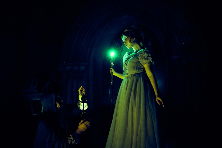 หลอนต้อนรับฮาโลวีน กับ Under The Castle บ้านผีสิงจาก TEAM WANG design x EM DISTRICT @ EMSPHERE