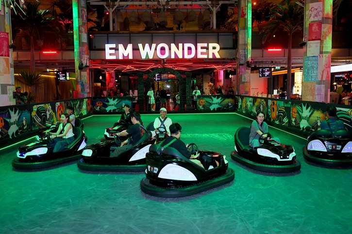 หลอนต้อนรับฮาโลวีน กับ Under The Castle บ้านผีสิงจาก TEAM WANG design x EM DISTRICT @ EMSPHERE