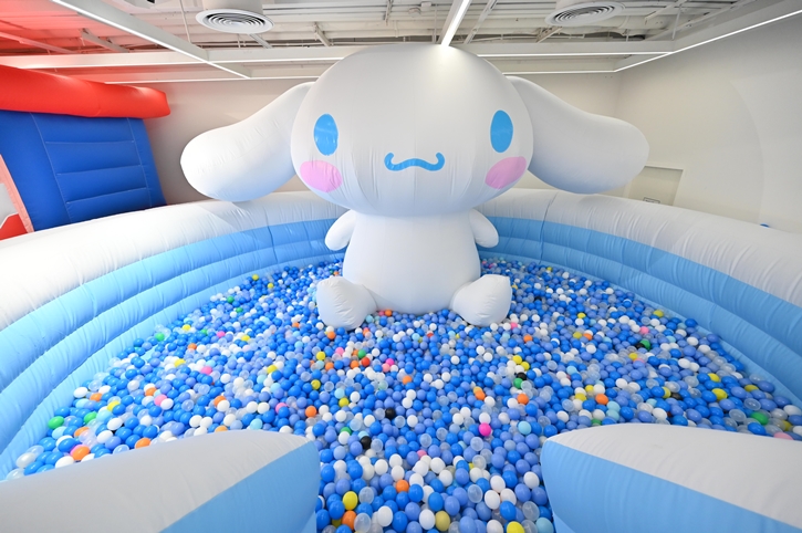 ห้างเซ็นทรัล ในเครือเซ็นทรัล รีเทล ชวนฉลองโมเมนต์สุดคิวต์! ครบรอบ ‘MY MELODY 50 ปี’ และ ‘KUROMI 20 ปี’ พร้อมเผย 10 เรื่องน่ารักของสองเพื่อนซี้จากซานริโอ ที่แฟน ๆ ต้องยิ้ม!