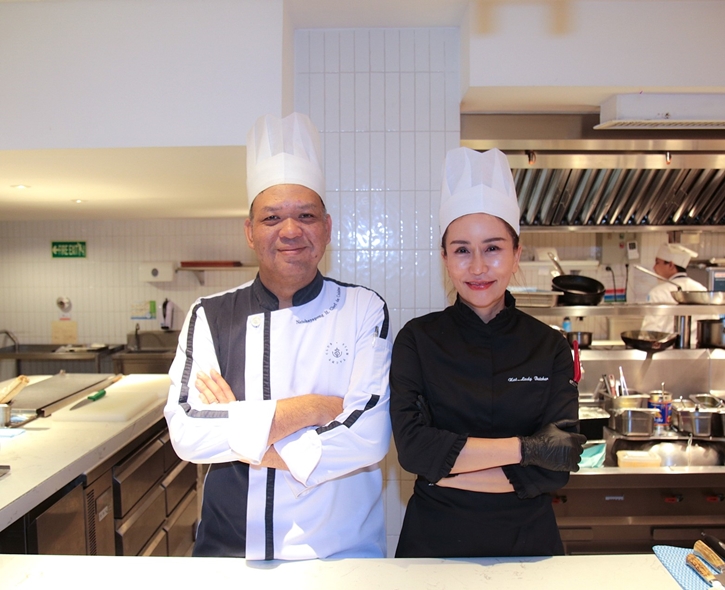 A Four-Hands Dinner “Two Paths, One Passion” ที่ Siam Yacht Club โรงแรมรอยัล ออร์คิด เชอราตัน ริเวอร์ไซต์ กรุงเทพฯ