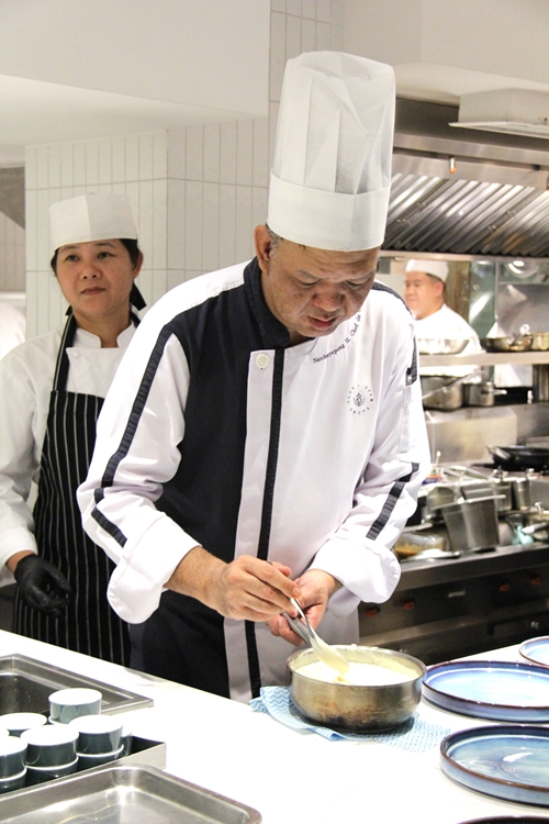 A Four-Hands Dinner “Two Paths, One Passion” ที่ Siam Yacht Club โรงแรมรอยัล ออร์คิด เชอราตัน ริเวอร์ไซต์ กรุงเทพฯ