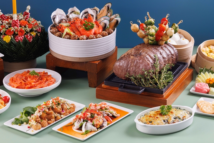 มื้ออาหารสำหรับครอบครัววันลอยกระทงที่ห้องอาหารจินเจอร์ โรงแรม ฮอลิเดย์ อินน์ กรุงเทพฯ (Holiday Inn Bangkok) 