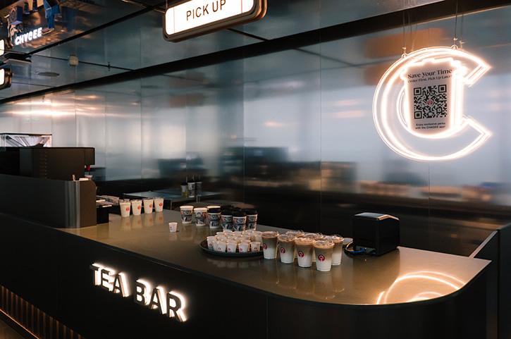 ที่แรกที่เดียว CHAGEE Mahanakhon สร้างปรากฏการณ์จิบชาเหนือเมฆ พร้อมวิวหลักล้านแบบ 360 องศา กับ Tea Bar บนชั้น 74 ที่สูงที่สุดในโลก