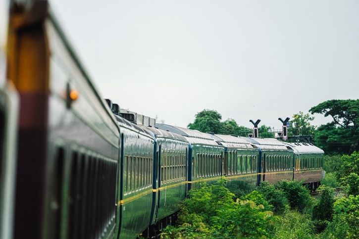 Jim Thompson x The Blue Jasmine ออกเดินทางสู่ 4 เมืองมรดกโลกไทย บนรถไฟหรู