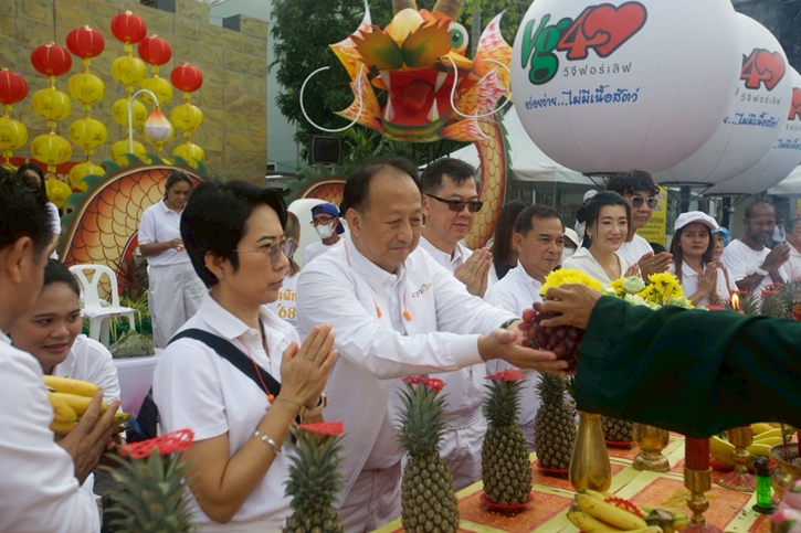 ซีพีแรม ร่วมสืบสานศรัทธา 200 ปี ประเพณีถือศีลกินผัก จ.ภูเก็ต  พร้อมเสิร์ฟ 50 เมนูเจ เข้าถึงผู้บริโภคทุกกลุ่ม  รองรับผู้บริโภคอาหารจากพืชและอาหารเจดีมานด์เพิ่มขึ้น 