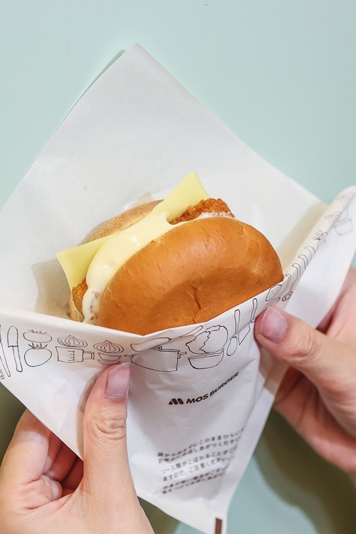 เมกาบางนา ชวนอร่อยละลายไปกับความฟินสุดชีส ในแคมเปญ “MEGA SAYS CHEEZZZ” สมาชิกเมกา สไมล์ รีวอร์ดส แลกรับฟรี! 12 เมนูชีสทั้งขนมและเครื่องดื่ม วันนี้ – 30 พ.ย. 68 ที่ศูนย์การค้าเมกาบางนา