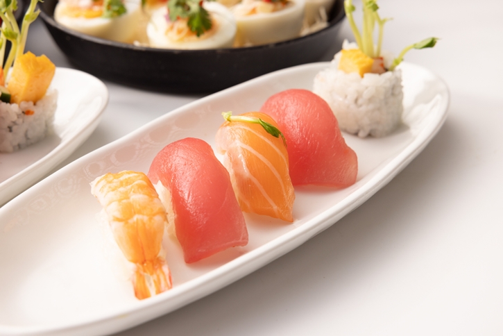 ร่วมฉลองวันพ่อกับบุฟเฟ่ต์มื้อค่ำแสนอร่อย ณ ห้องอาหาร จินเจอร์ โรงแรม ฮอลิเดย์ อินน์ กรุงเทพฯ 