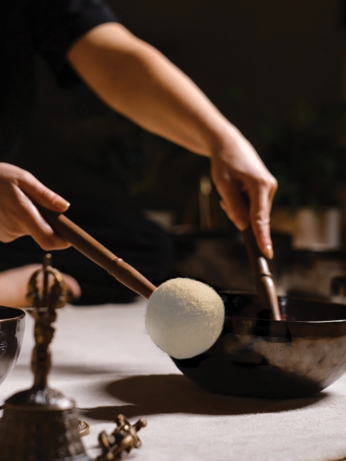 ผ่อนคลายด้วยศาสตร์แห่งการบำบัด ณ สินธร เวลเนส บาย รีเซ็นต์  โรงแรมสินธร เคมปินสกี้ กรุงเทพฯ 