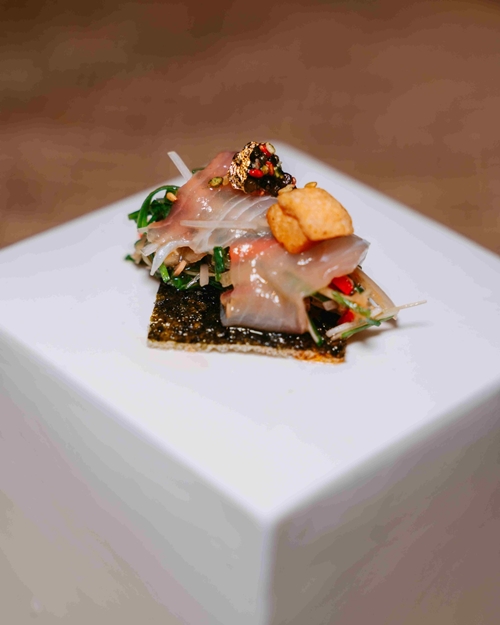 รสชาติยอดนิยมของชาวสิงคโปร์มาเสิร์ฟให้ท่านใจกลางกรุงเทพฯ ณ โรงแรมดุสิตธานี กรุงเทพ วันที่ 13 -14 พฤศจิกายน 2568