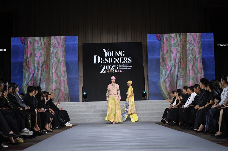 กระทรวงมหาดไทย โดยกรมการพัฒนาชุมชน ประกาศผลแชมป์ดีไซเนอร์ผ้าไทย YOUNG DESIGNER 2025 สุดยิ่งใหญ่
