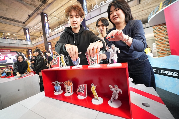 เปิดศึกไก่ชนไก่ “KFC ประเทศไทย” ประกาศความร่วมมือครั้งยิ่งใหญ่กับ “Free Fire” เปิดตัวเมนู “BOOYAH Box” 