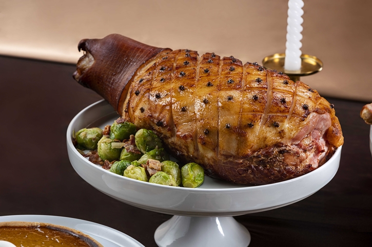 ฉลองวันขอบคุณพระเจ้าพร้อมหน้าทั้งครอบครัวด้วยมื้อแห่งความสุข ณ ห้องอาหารเจดับบลิว คาเฟ่ โรงแรมเจดับบลิว แมริออท กรุงเทพฯ