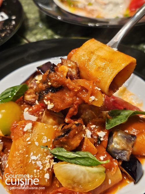 DG Caffè คาเฟ่ของ Dolce & Gabbana แห่งแรกในเอเชียตะวันออกเฉียงใต้